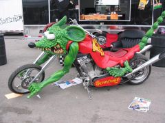 moto criada pelo Ed Roth, criador do RAT FINK