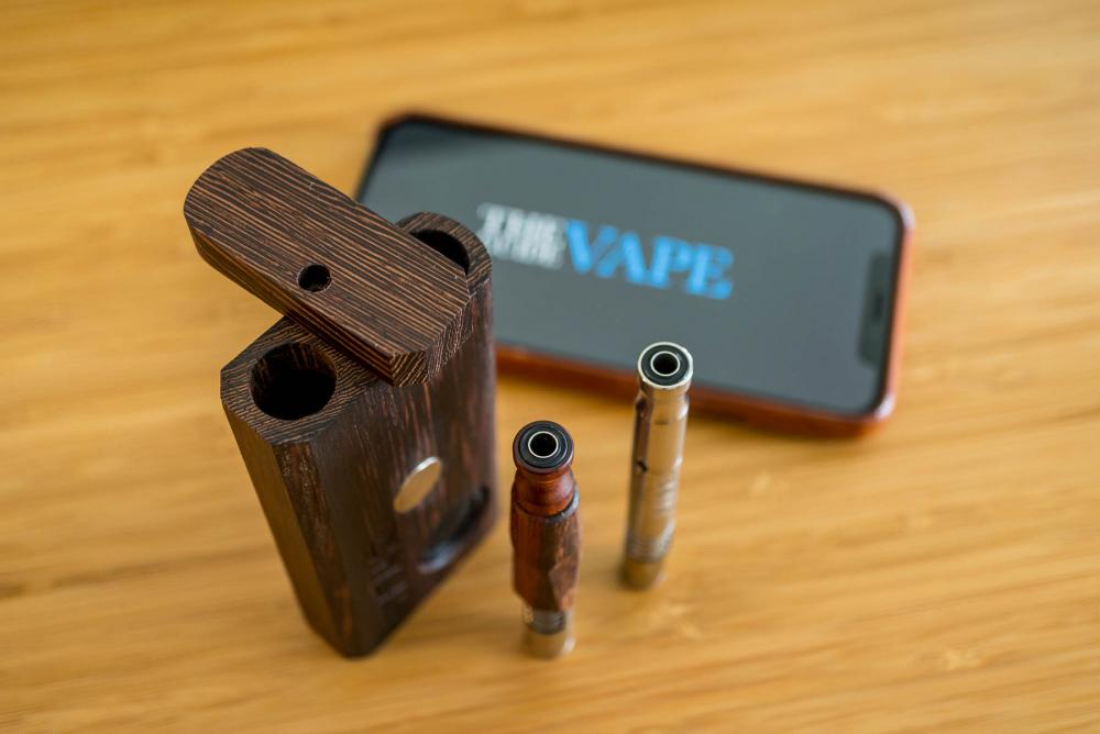 Dynavap-M-wooden-container.jpg