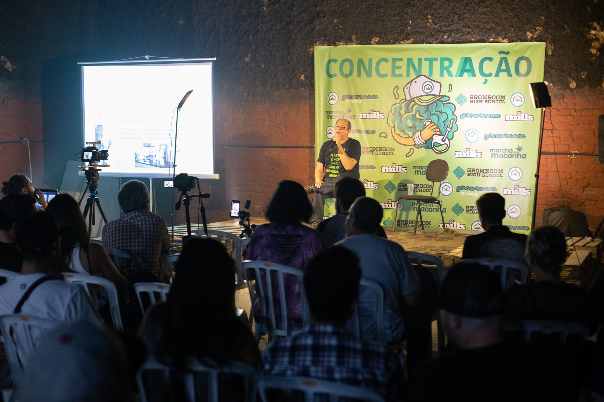 17 anos do Growroom - Pedro Zarur da Abracannabis palestrando