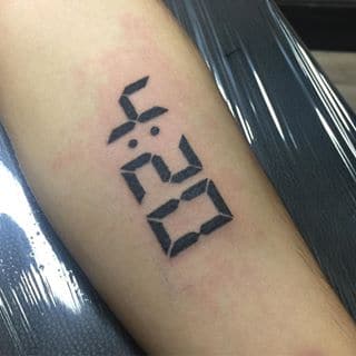 tatuagem de maconha 4:20