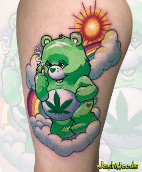 tatuagem de maconha com ursinhos carinhosos