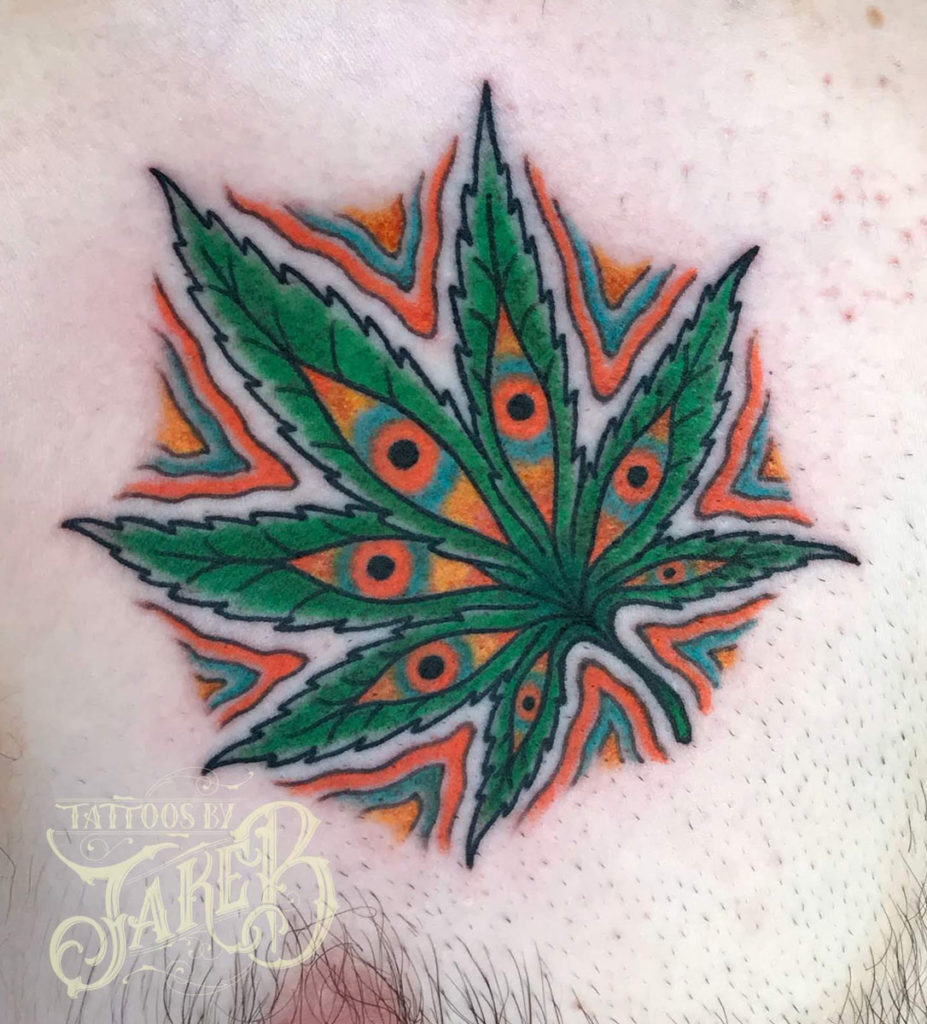 tatuagem de maconha colorida