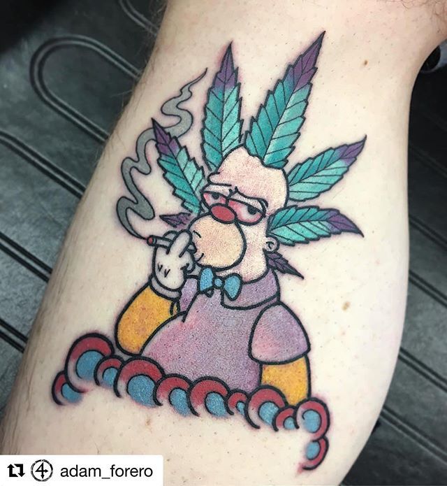 tatuagem de maconha os simpsons