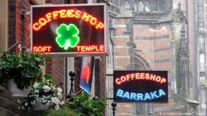 coffeshop gustavo grossi coluna